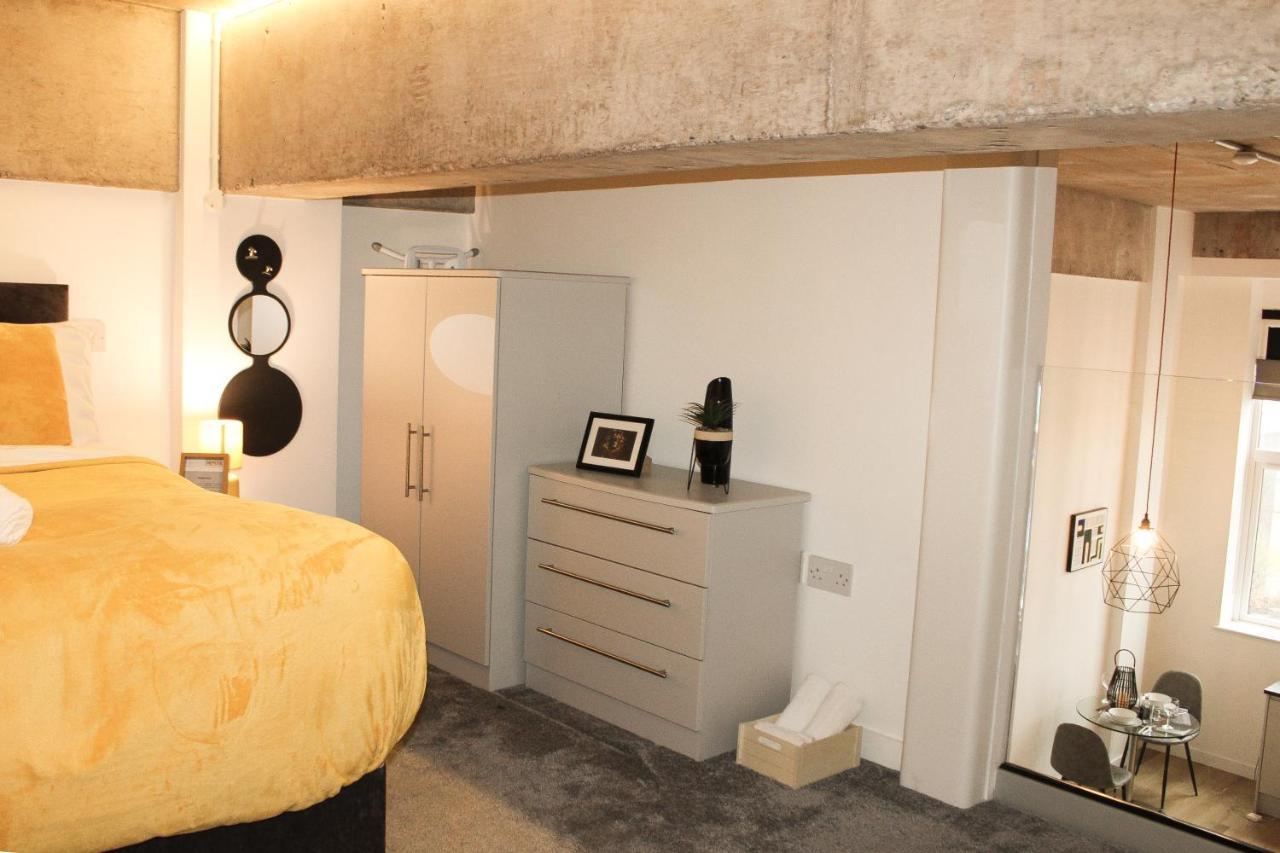 Modern Luxury Serviced Duplex Apartments By Repose- 150 Metro Court, West Bromwich Ngoại thất bức ảnh