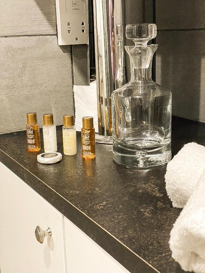 Modern Luxury Serviced Duplex Apartments By Repose- 150 Metro Court, West Bromwich Ngoại thất bức ảnh